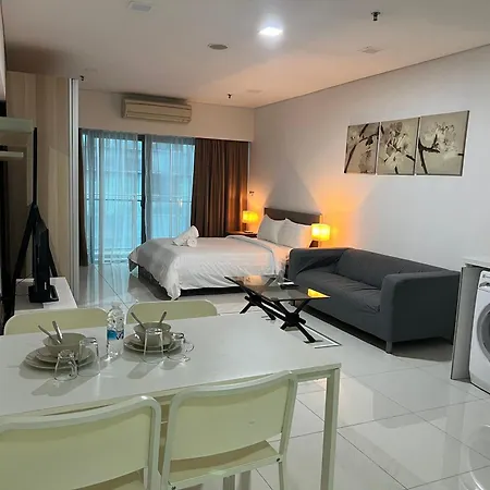 Mercu Summer Suites Klcc By Moonlight Kuala Lumpur Exterior photo