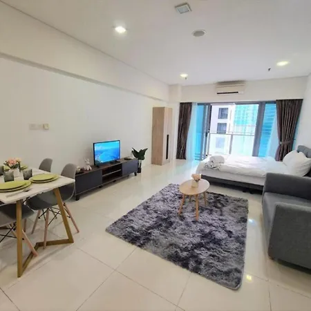 Mercu Summer Suites Klcc By Moonlight Kuala Lumpur Exterior photo